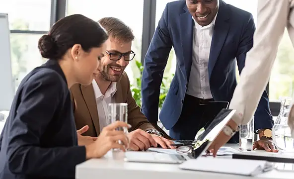 <img width="200" alt="Reasons business office staff happy 2" src="https://www.culligan.it/wp-content/themes/culligan-emea/img/four-reasons-module//reasons-business-office-staff-happy-2.webp" /> Reasons business office staff happy 2