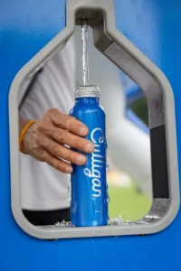 quanta acqua bere in estate