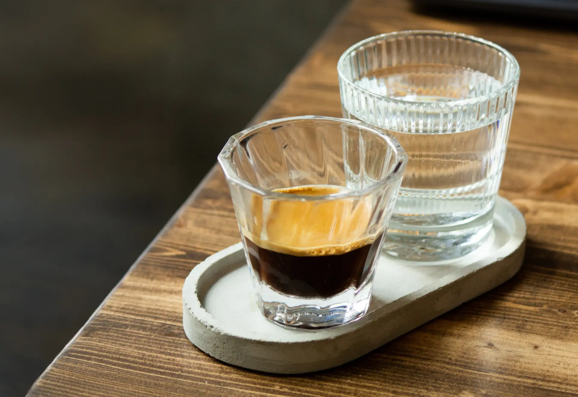 acqua filtrata e caffè
